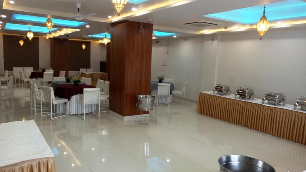 Alankrita Suites & Party Halls Meerut Εξωτερικό φωτογραφία