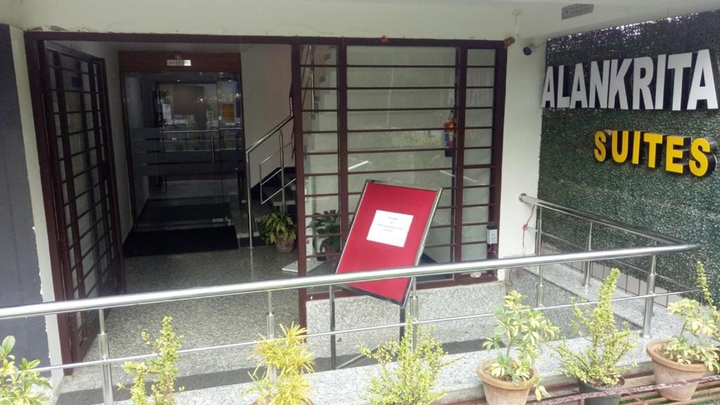 Alankrita Suites & Party Halls Meerut Εξωτερικό φωτογραφία