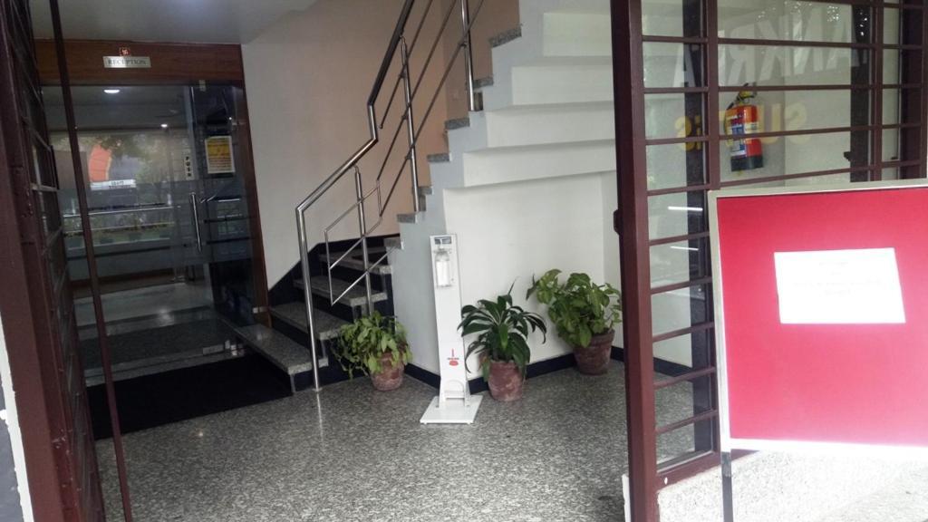 Alankrita Suites & Party Halls Meerut Εξωτερικό φωτογραφία