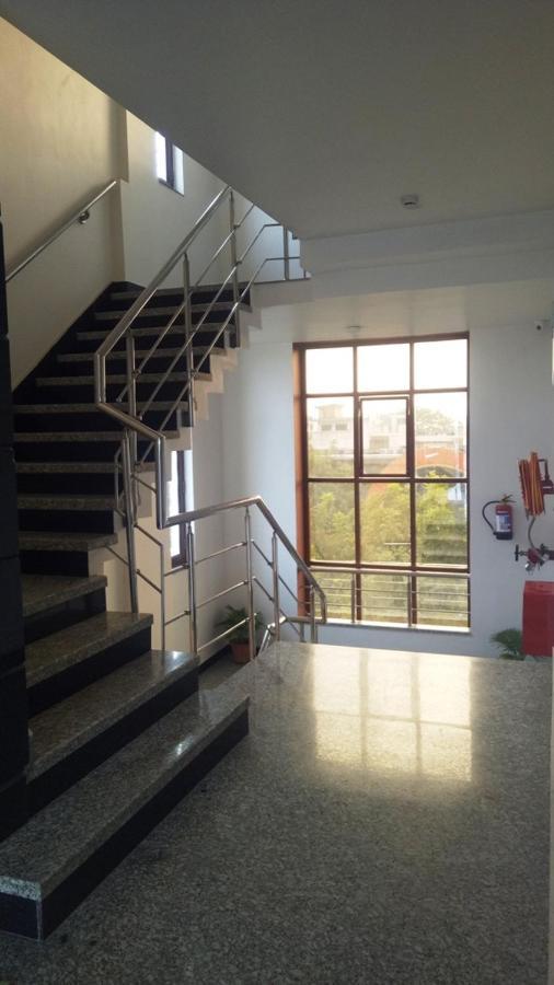 Alankrita Suites & Party Halls Meerut Εξωτερικό φωτογραφία