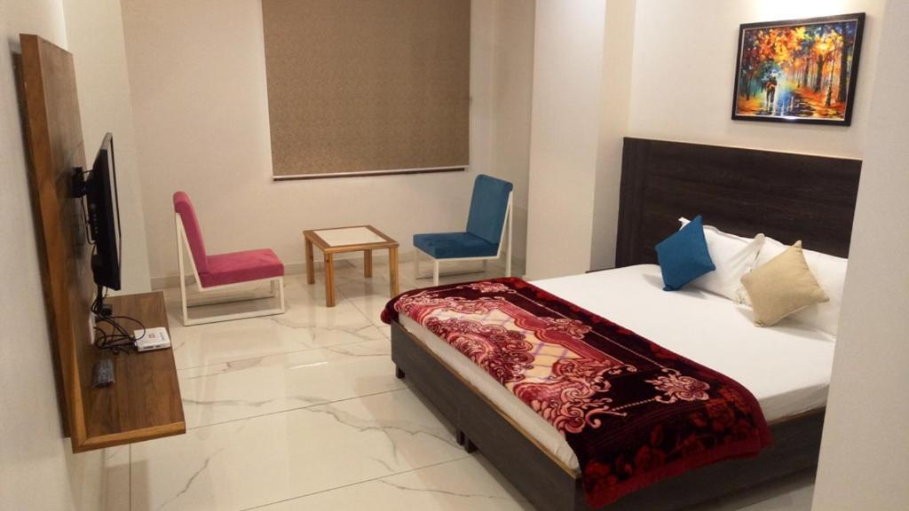 Alankrita Suites & Party Halls Meerut Εξωτερικό φωτογραφία